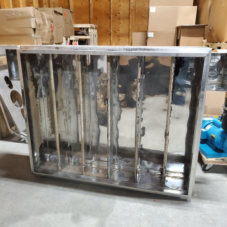 5'x4' Waterloo/Small Welded Syrup Pan w/Valves