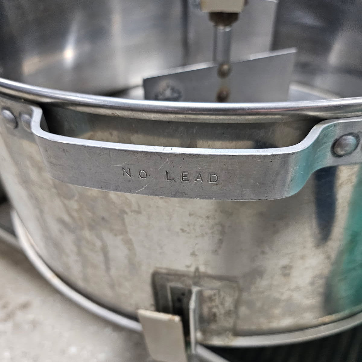 Dandurand Cream Machine w/Stainless Soldered Pan