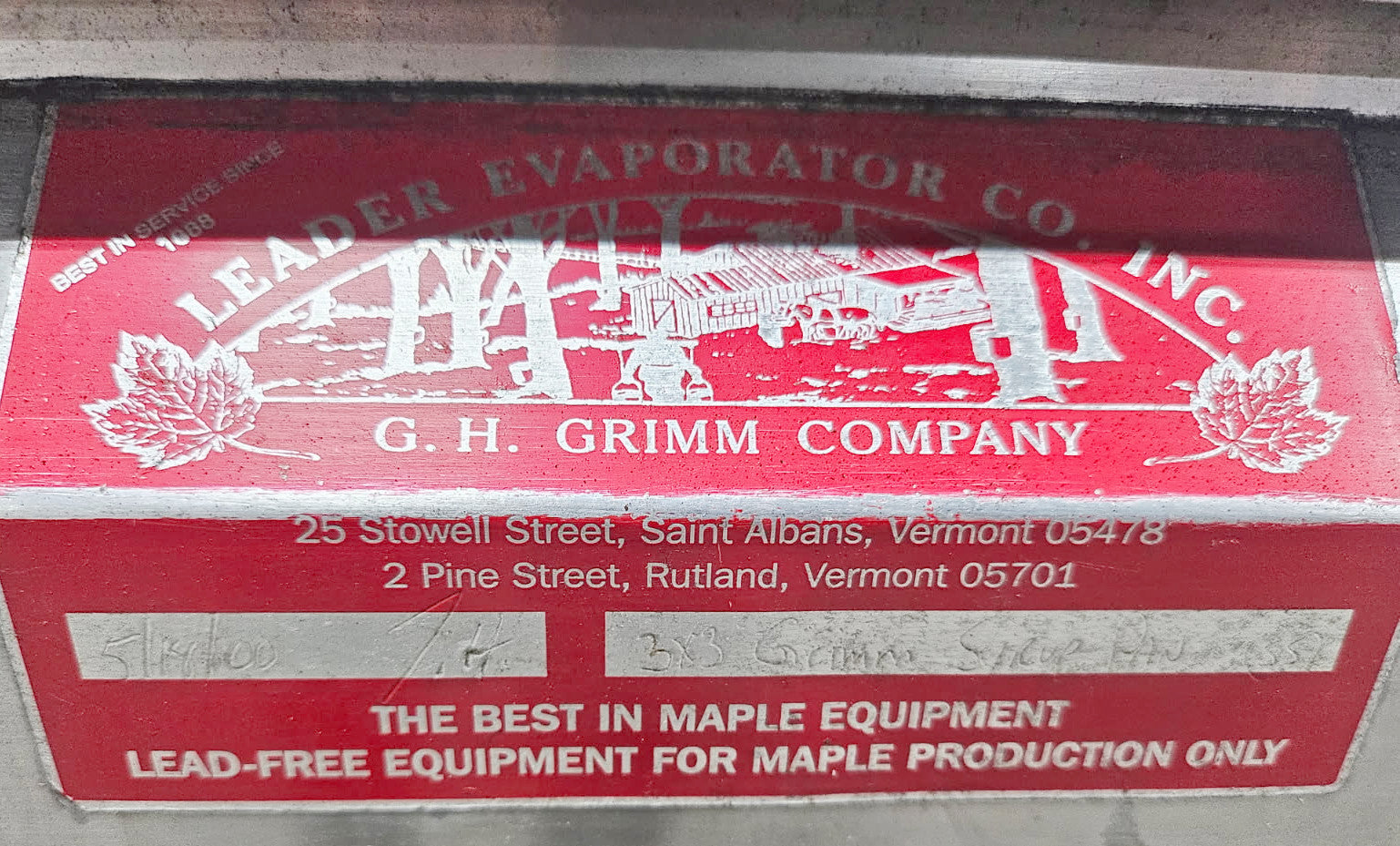 3'x8' Leader Evaporator w/Lead Free Soldered Pans (raised flue) SS Stack and Stack Cover.