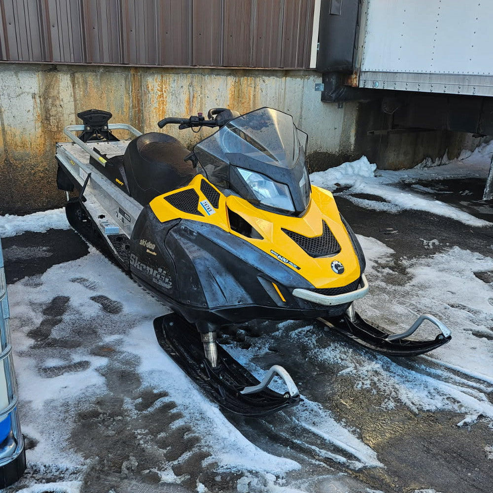 Ski-Doo, 2013 Skandick Snow Machine, 600 ACE, Super Wide Track