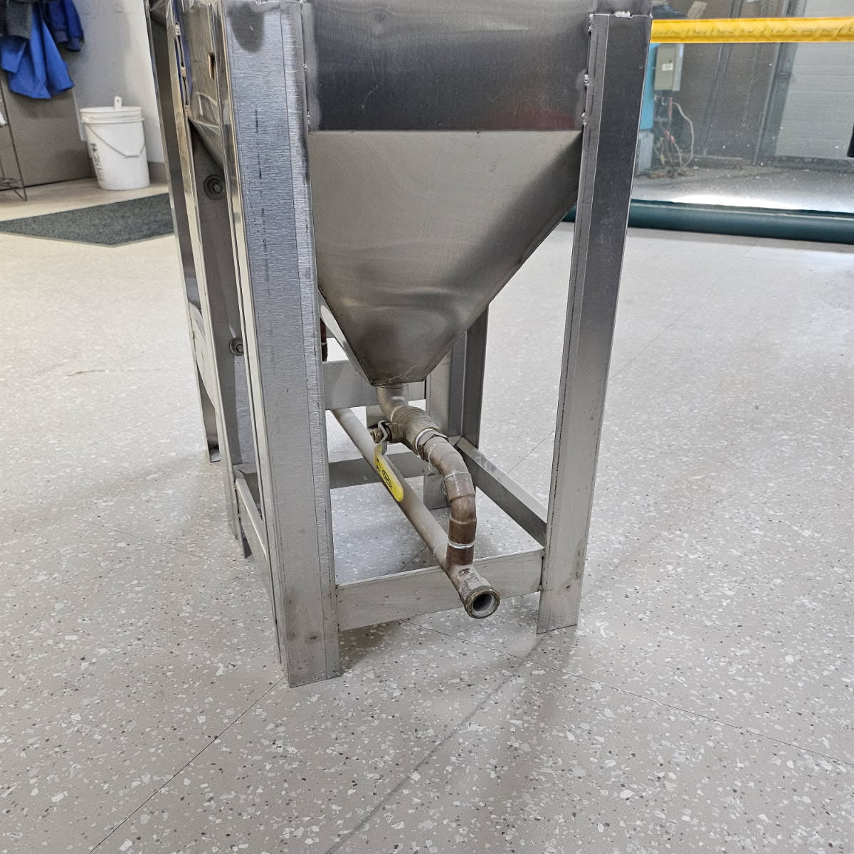 Stainless Double Drawoff Tank (36" high)