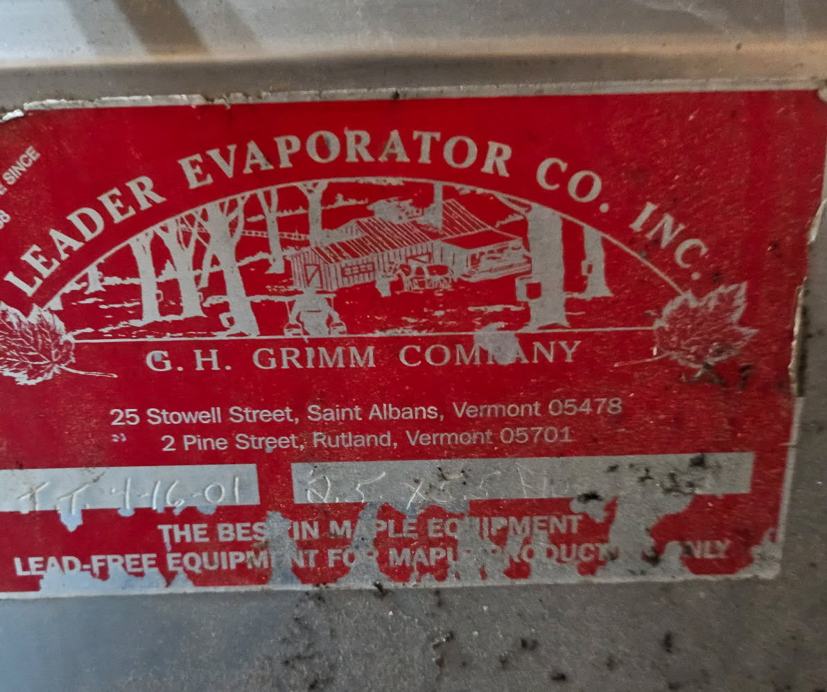 30"x8' Leader Evaporator w/ Lead Free Soldered Raised Flue Pan, Steamaway Pan and Welded Syrup Pan (arch needs repair)