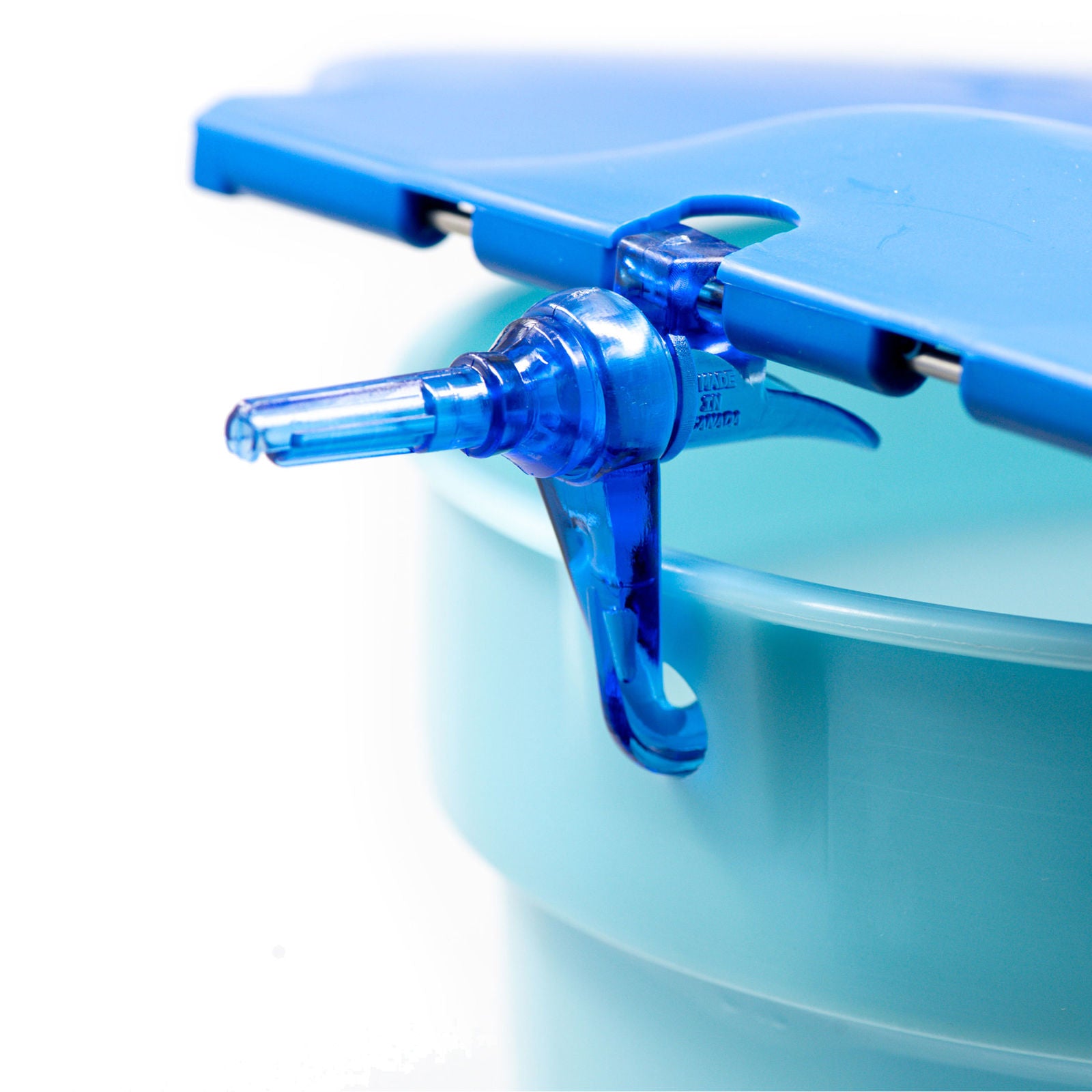 Plastic Sap Bucket Cover — Bascom Maple Farms Inc